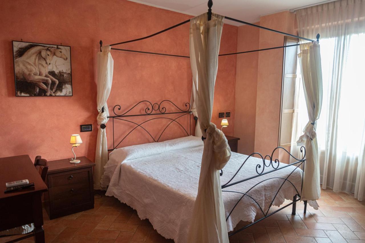 B&B Villa Barbarossa Петриньяно Экстерьер фото