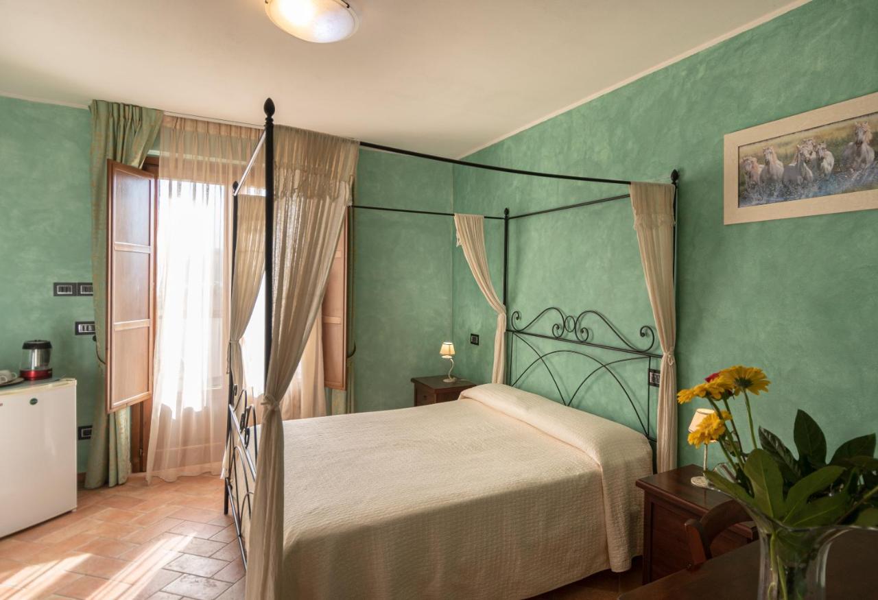 B&B Villa Barbarossa Петриньяно Экстерьер фото